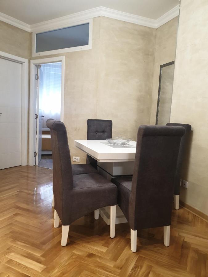 Apartamento Elena Lux Belgrado Exterior foto